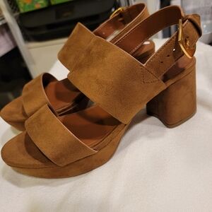 Aerosoles Women's Camera Platform Sandal in Cognac Suede - Size 9.5M